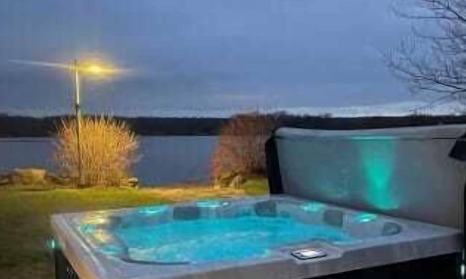 Saint-Andre-d'Argenteuil Ski Chalet | Chalet de la Rive Sum