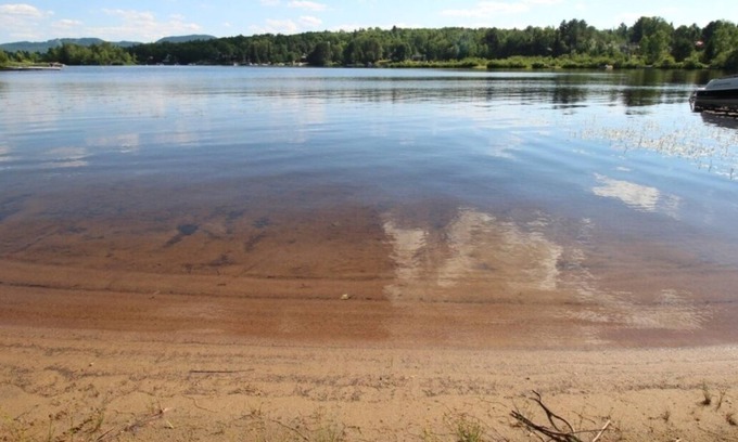 Saint Donat House | Chalet au bord de l'eau avec plage