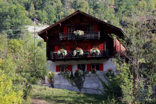 Stalden Apartment | Chalet Chinegga