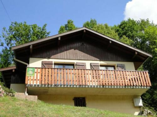 Rochesson House | Chalet cosy en bordure de forêt avec wifi, terrasse et équipements complets à Rochesson - FR-1-589-235