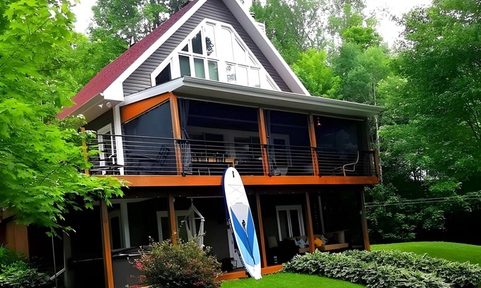 Mauricie Ski Chalet | Chalet de luxe Équinoxe - waterfront with Spa