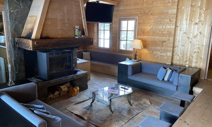 Demi-Quartier Bed & Breakfast | Chalet de Mado