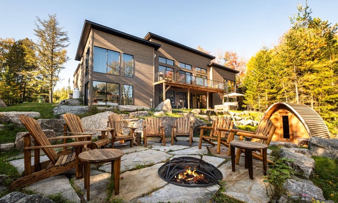 La Conception House | Chalet Denali | Hot tub | Sauna | Outdoor Firepit/Tremblant Living