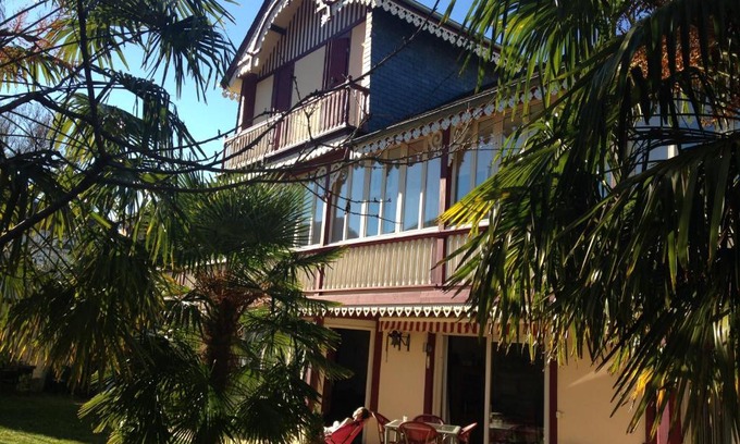 Bagneres-de-Bigorre Bed & Breakfast | Chalet des Palmiers