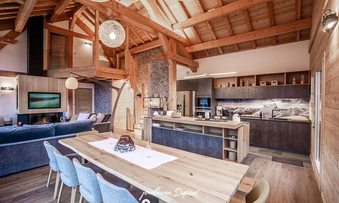 Saint-Chaffrey Ski Chalet | Chalet Ecrin
