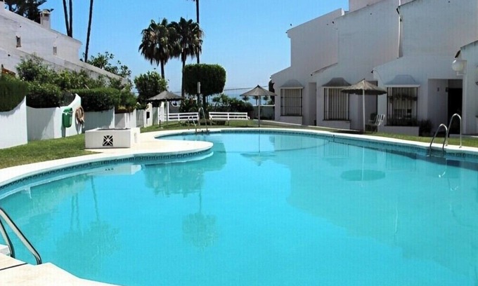 Velez-Malaga Ski Chalet | Chalet en 1ª Línea de Playa,en la Costa del Sol.ideal Familas,mascotas Aceptadas