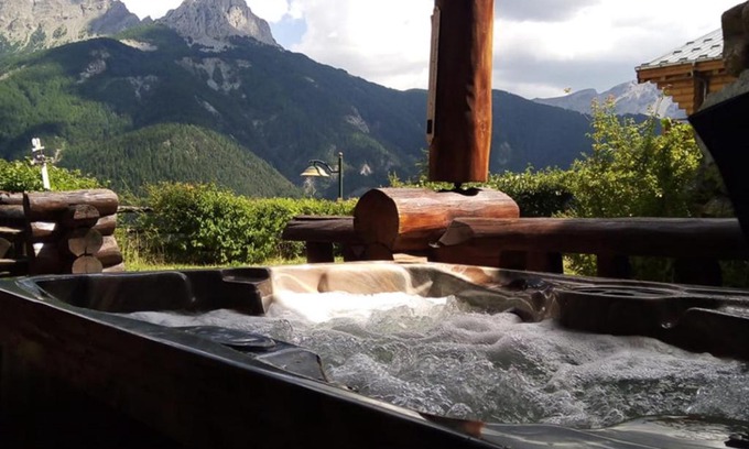 Pra Loup Ski Chalet | Chalet en rondin 8 pers. avec sauna, SPA et garage, près télécabine et navette à Praloup 1500 - FR-1-165A-126