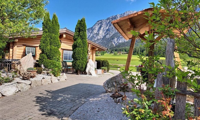 Groebming Apartment | Chalet Esche - Almdorf im Winkl