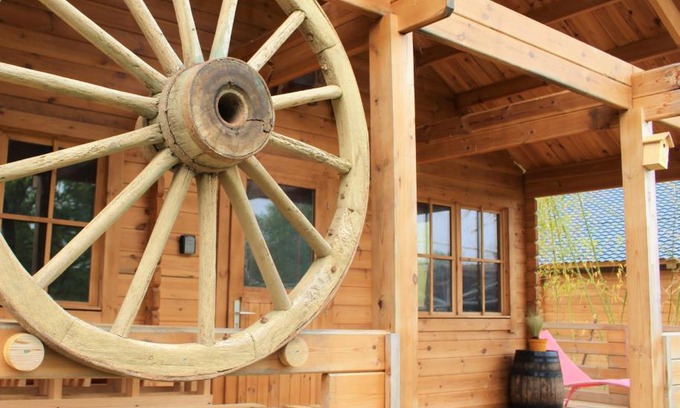 Saint-Ybars Bed & Breakfast | Chalet Estive