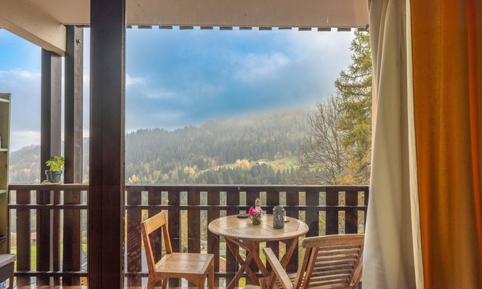 Cordon Ski Chalet | Chalet 'Face Au Mont Blanc, South Facing' with Mountain View, Private Terrace and Wi-Fi