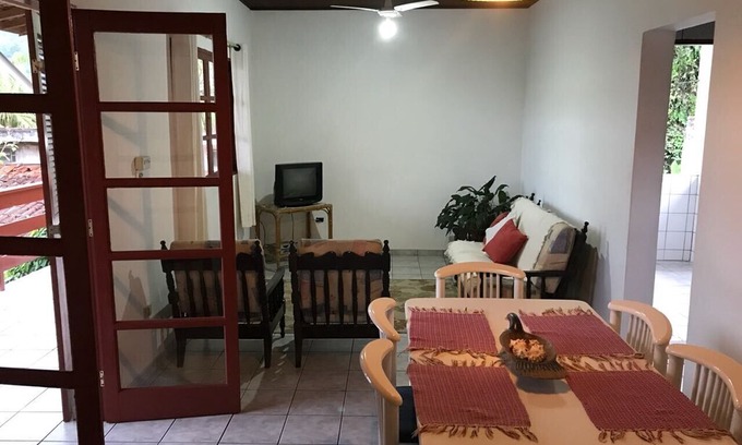 Saco da Ribeira Villa | chalet for 4 - 6 people - Praia do lázaro and Ribeira beach