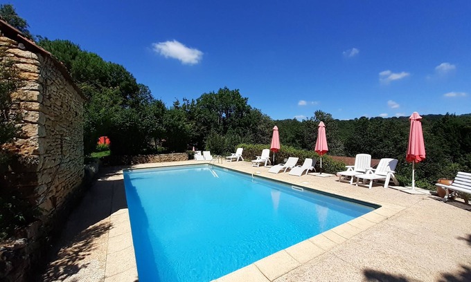 Marquay Ski Chalet | Chalet for 4 people, with swimming pool surrounded by nature