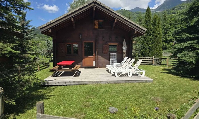 Saint-Jean-Saint-Nicolas Ski Chalet | Chalet - Piscine - ccbbeah