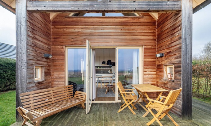 Mulverstedt Ski Chalet | Chalet 'Hainichhöfe 2' with Shared Terrace and Shared Garden