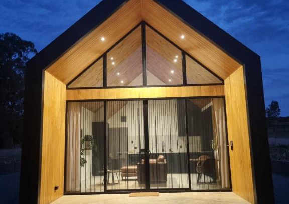 Sampson Flat House | Chalet Hills