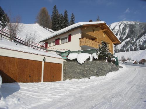 Litziruti Ski Chalet | Chalet Im Wieselti