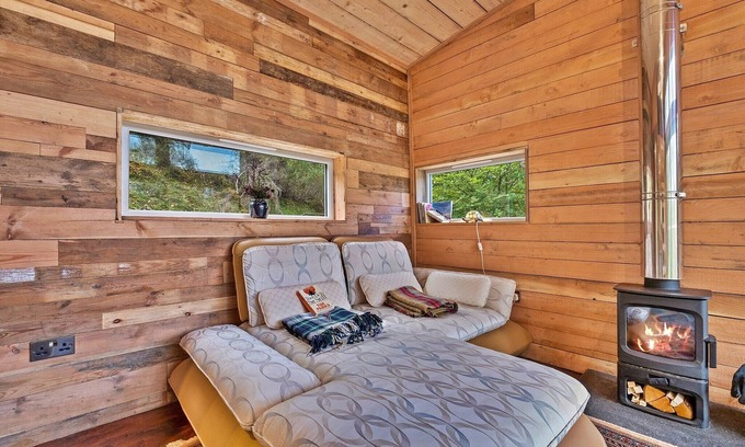 Glen Urquhart House | Chalet in Highlands near Loch Ness