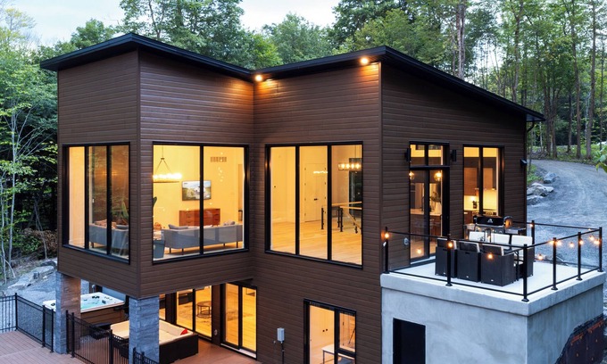 La Conception Ski Chalet | Chalet in Mont-Tremblant close to Ski Hills and Main Attractions in the Village.