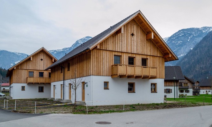 Obertraun Apartment | Chalet in Obertraun near Dachstein Mountains