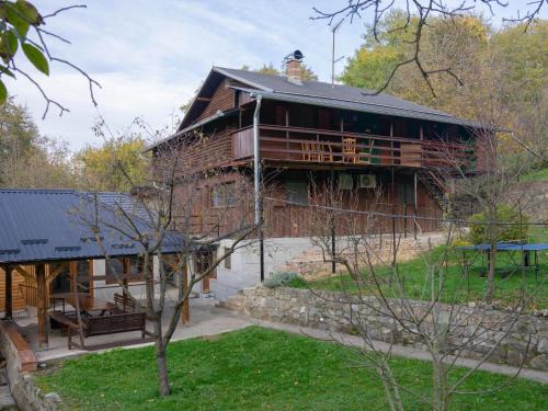 Orahovica House | Chalet in Orahovica near Papuk Nature Park