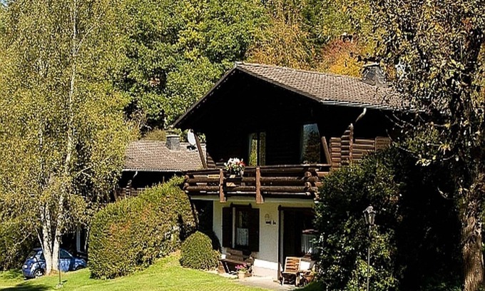 Schoenecken Ski Chalet | Chalet in Reinskopf with Fireplace