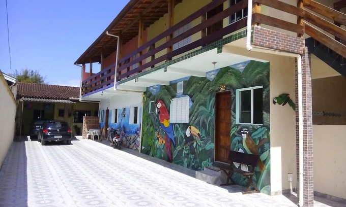 Pereque-Acu Ski Chalet | Chalet in Ubatuba - Great Location with Parking ! AND