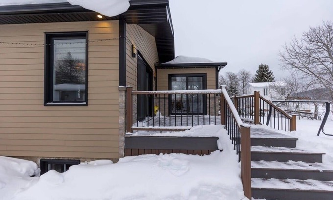 Saint-Mathieu-de-Rioux Ski Chalet | Chalet La Mamita du Lac