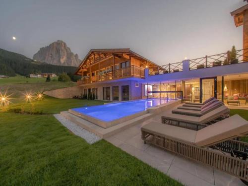Selva di Val Gardena House | Chalet Litmanen Vacation Home