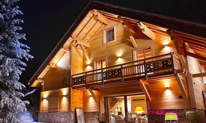La Salle-les-Alpes Ski Chalet | Chalet La Luge with exceptional view, Serre Chevalier 05240 La Salle les Alpes