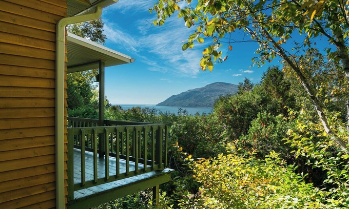 Baie-St-Paul Ski Chalet | Chalet Le Bruant, Pet-friendly