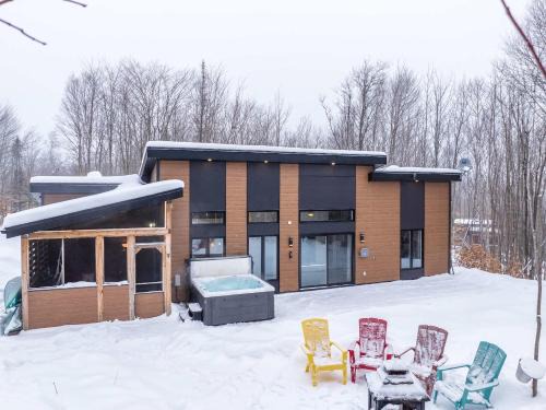 Chertsey Ski Chalet | Chalet Le NORDIK - Spa et Grand Confort