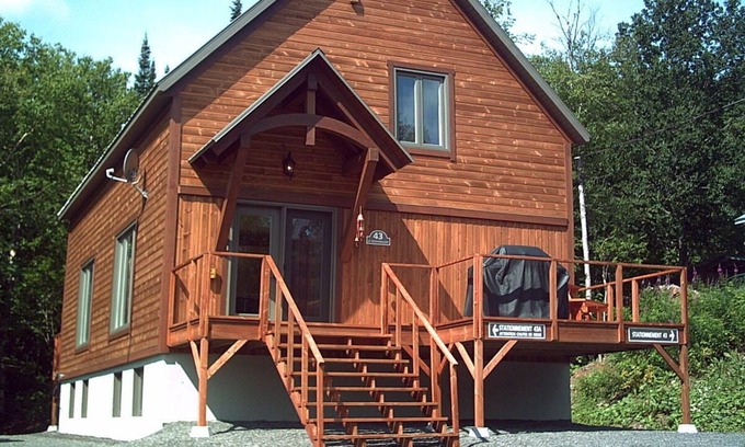 Val-D'Irene Ski Chalet | Chalet le Renversant