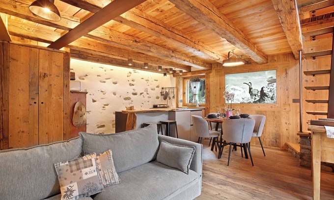 Valsavarenche Ski Chalet | Chalet 'Lo Pailler De Mamma E Pappa' with Mountain View, Private Terrace, Wi-Fi and Steam Bath