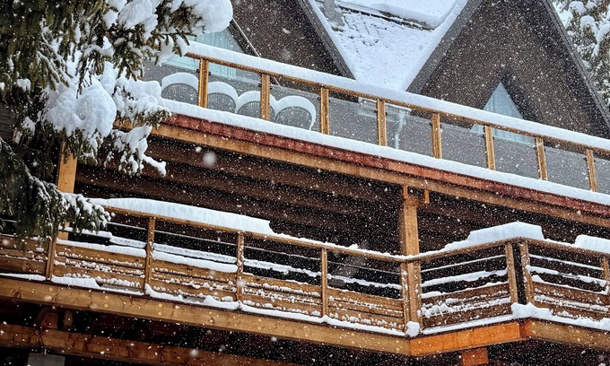 Viel-Alpe Ski Chalet | Chalet Luxe 12p, 180° view Sauna stove parking wifi