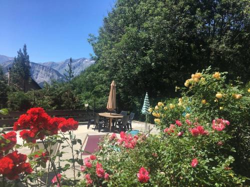 Huez-en-Oisans Ski Chalet | Chalet Martine
