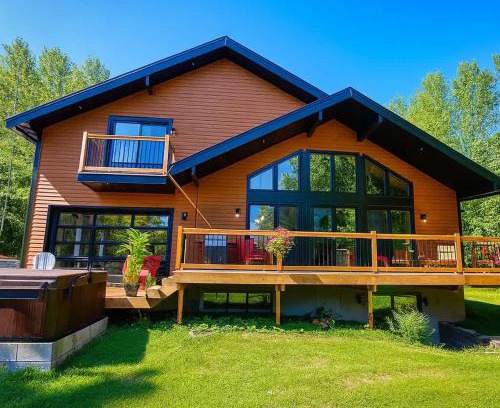 Hebertville Ski Chalet | Chalet - Mon toit pour toi ! Bord de lac