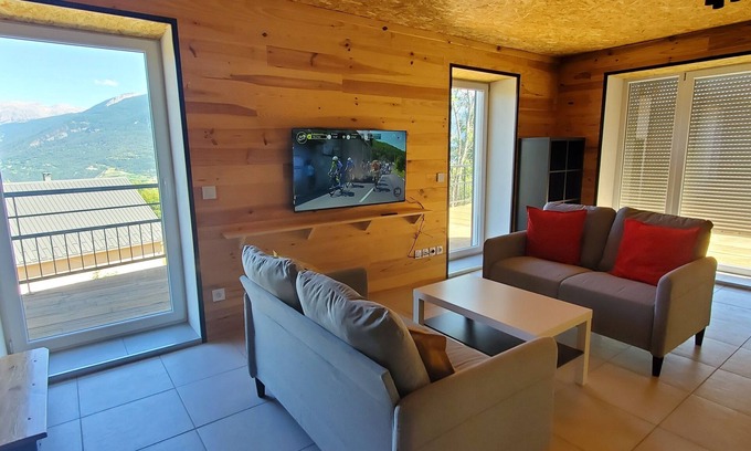 Embrun Ski Chalet | Chalet Montagne, 12 Places, au Cœur D'embrun et de la Nature