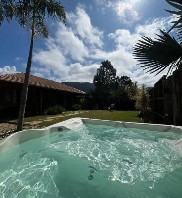 Teresopolis Villa | Chalet Monte Boa Vista - Aconchego na Serra com Hidromassagem Exclusiva