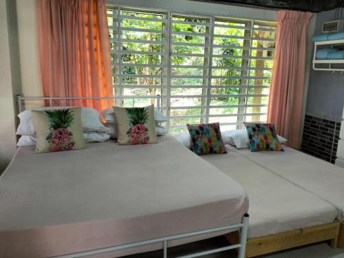 Kampung Kuala Kenas Hotel | CHALET MORIS D'RUMAH BONDA RIVER VIEW Kuala Kangsar