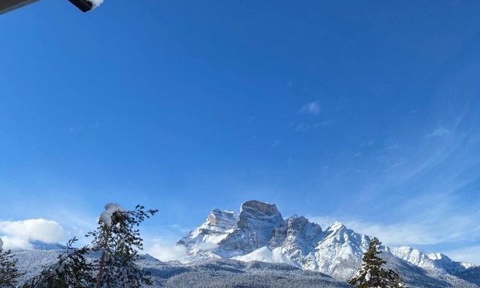 Borca di Cadore Ski Chalet | Chalet nestled in the woods a few minutes from Cortina d 'Ampezzo