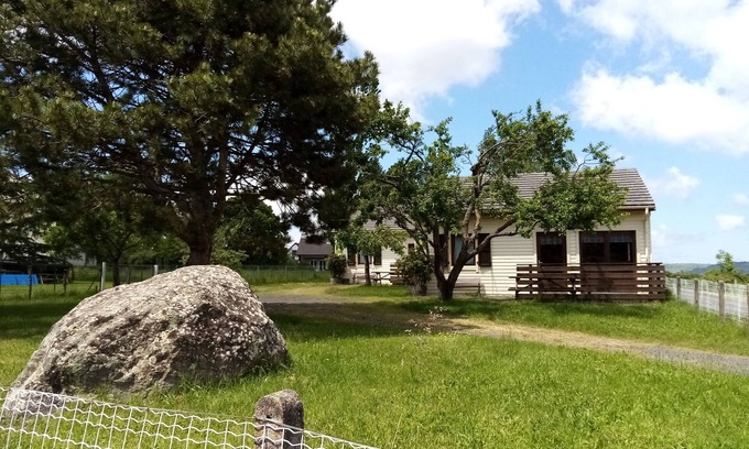 Saint-Diery Ski Chalet | Chalet NEW, green environment, nature, quiet, in Auvergne, Sancy Massif view
