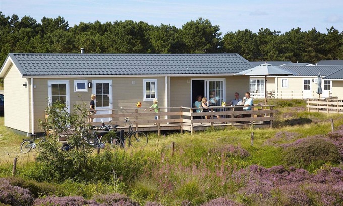 Den Hoorn Ski Chalet | Chalet on Texel with Private Sauna