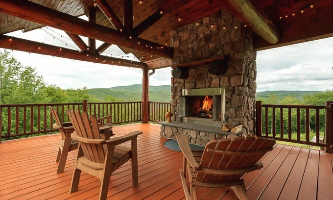 Prattsville Ski Chalet | Chalet On The Far Side Of The Mountain