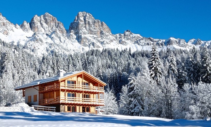 Falcade Apartment | Chalet on the meadows