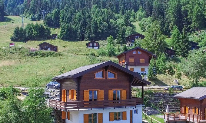 La Tzoumaz Ski Chalet | Chalet OnThePiste - La Tzoumaz, 4 Vallees