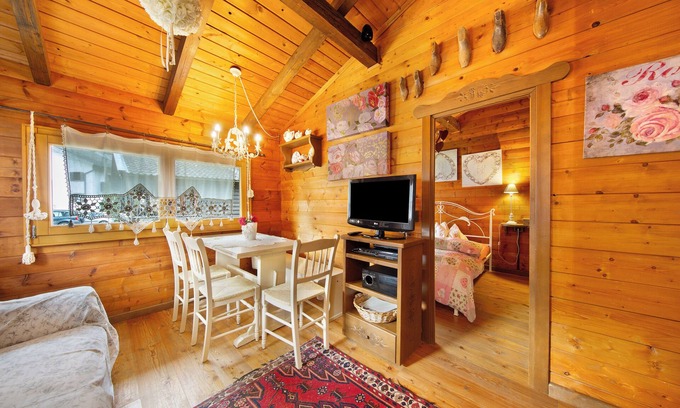 Forno di Zoldo Ski Chalet | Chalet 'Orserose I Scarpet' with Mountain View, Shared Terrace and Wi-Fi