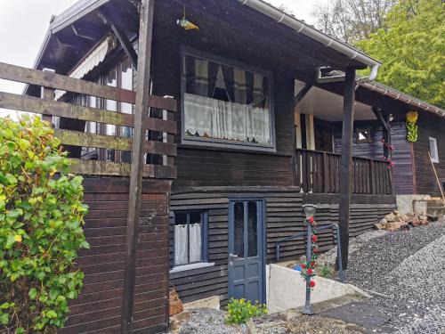 Hastiere Ski Chalet | Chalet Paradise Cottage