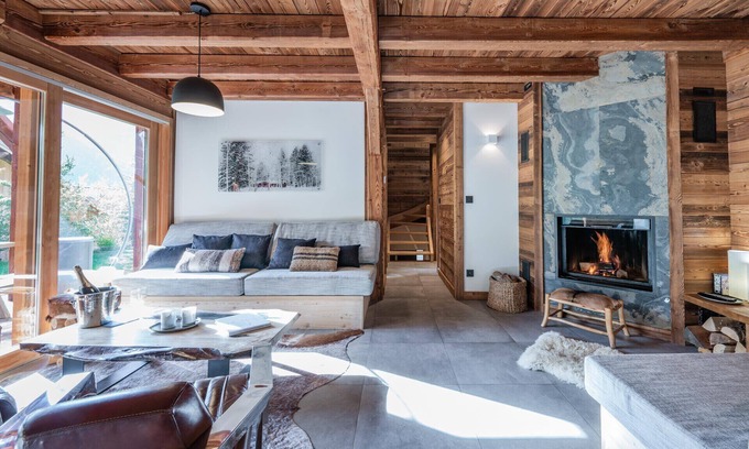 La Salle-les-Alpes Ski Chalet | Chalet Petit Cerf