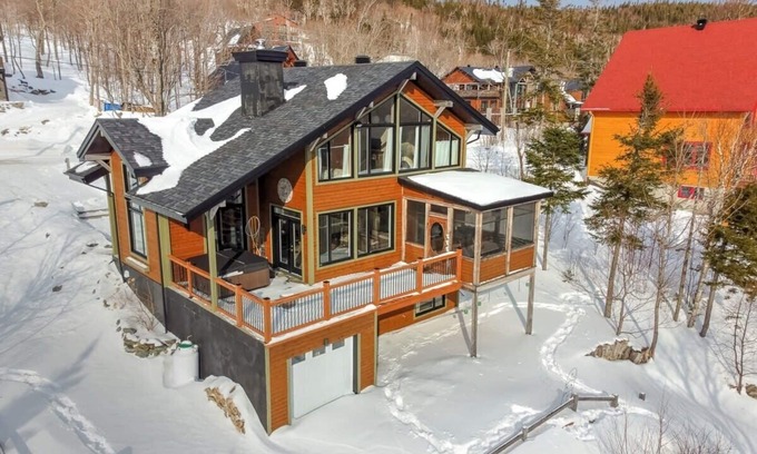 Saint-Philemon Ski Chalet | Chalet Pourquoi Pas SPA