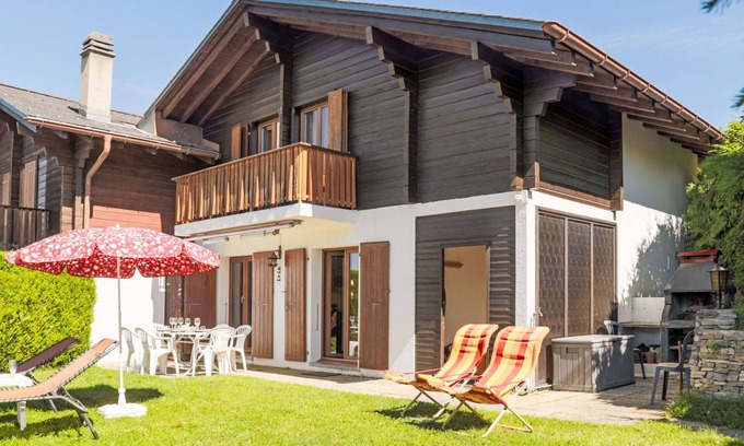 Lens House | Chalet Praline by Interhome